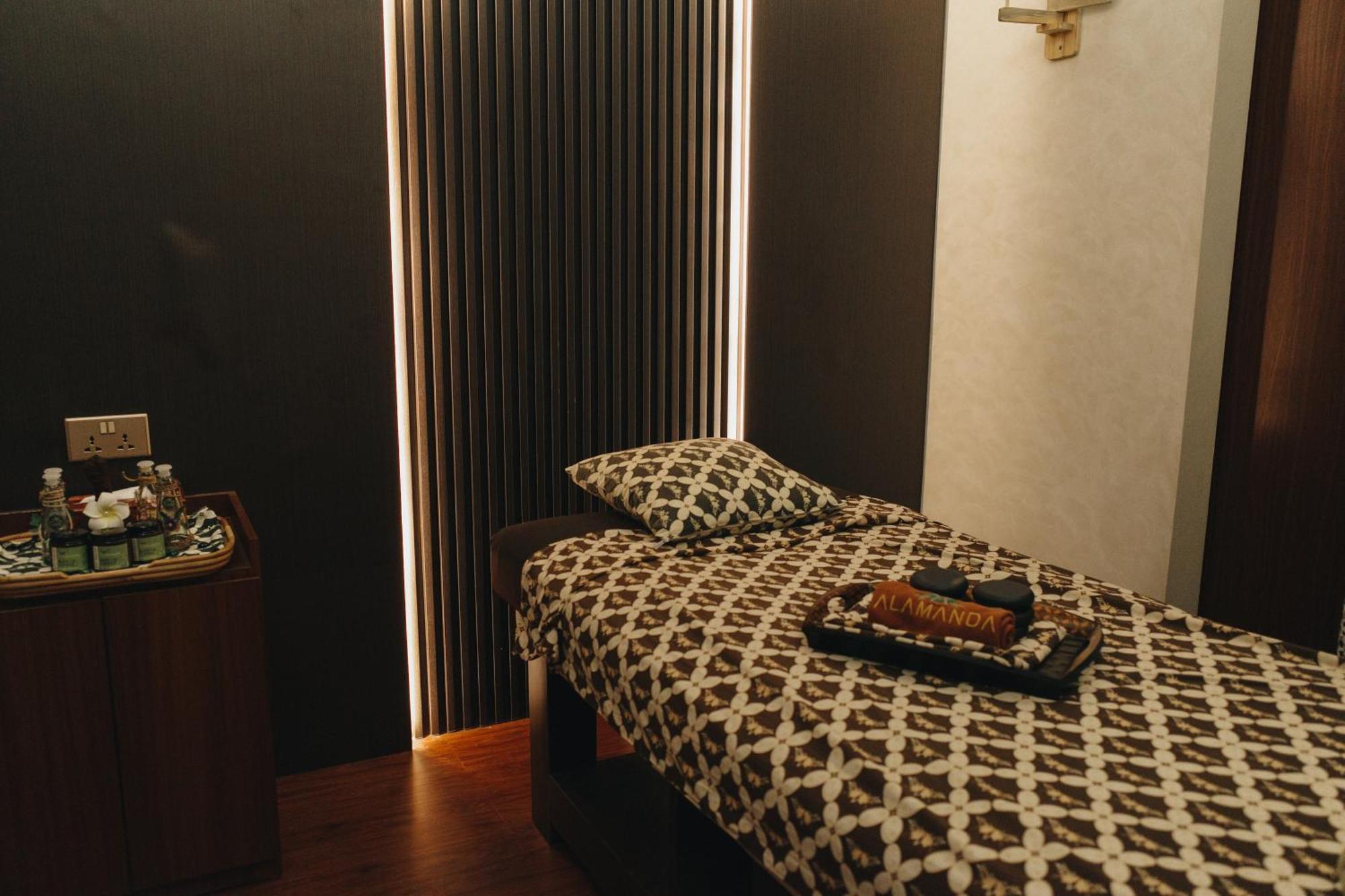 Batam Harbour Boutique Hotel & Spa 纳柯亚 外观 照片